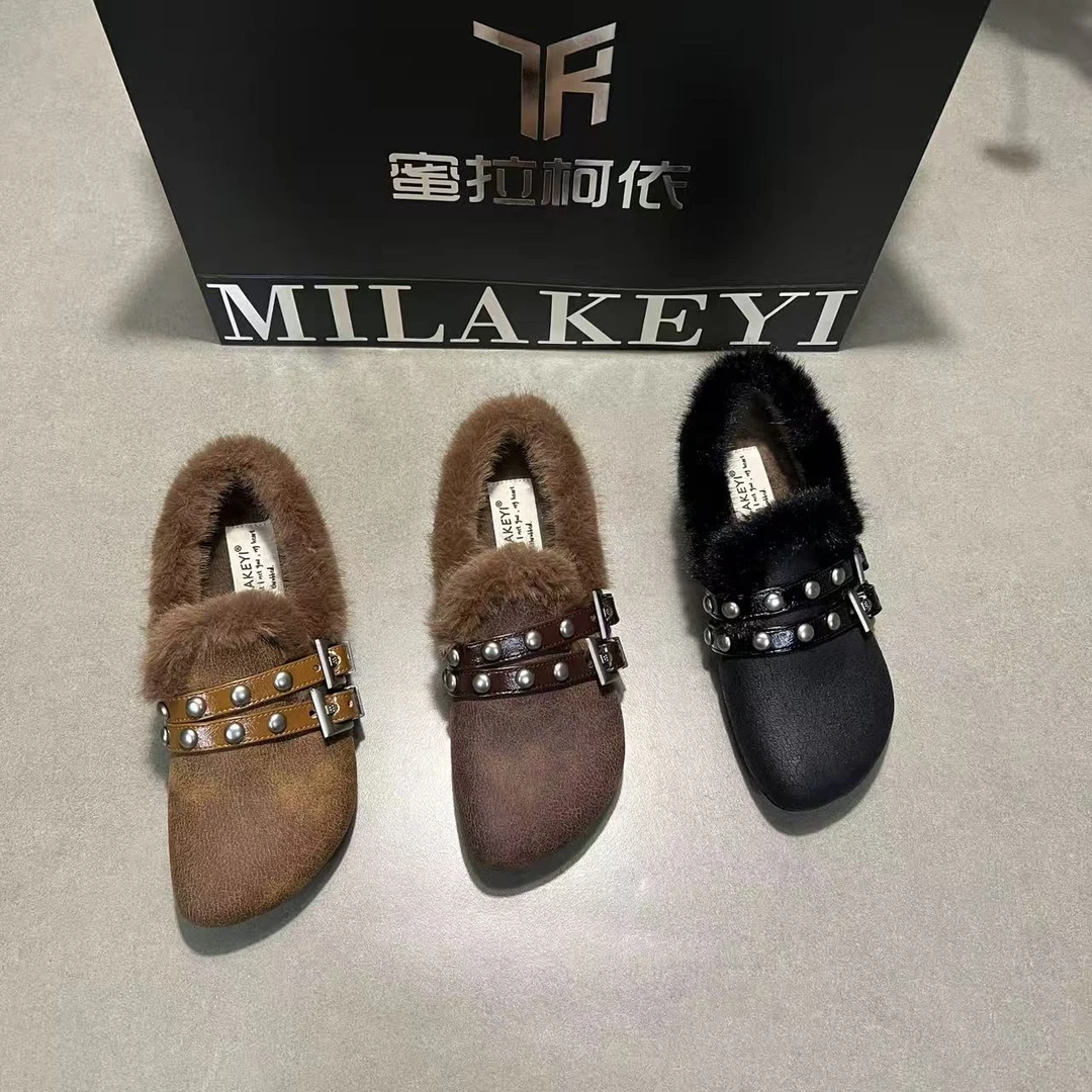 内增高3CM 2025年冬季新款气质双排扣轻奢复古简约女爆款加绒单鞋