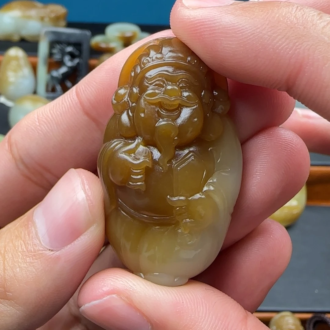 和田玉（糖玉）颈饰未镶嵌浅**吟