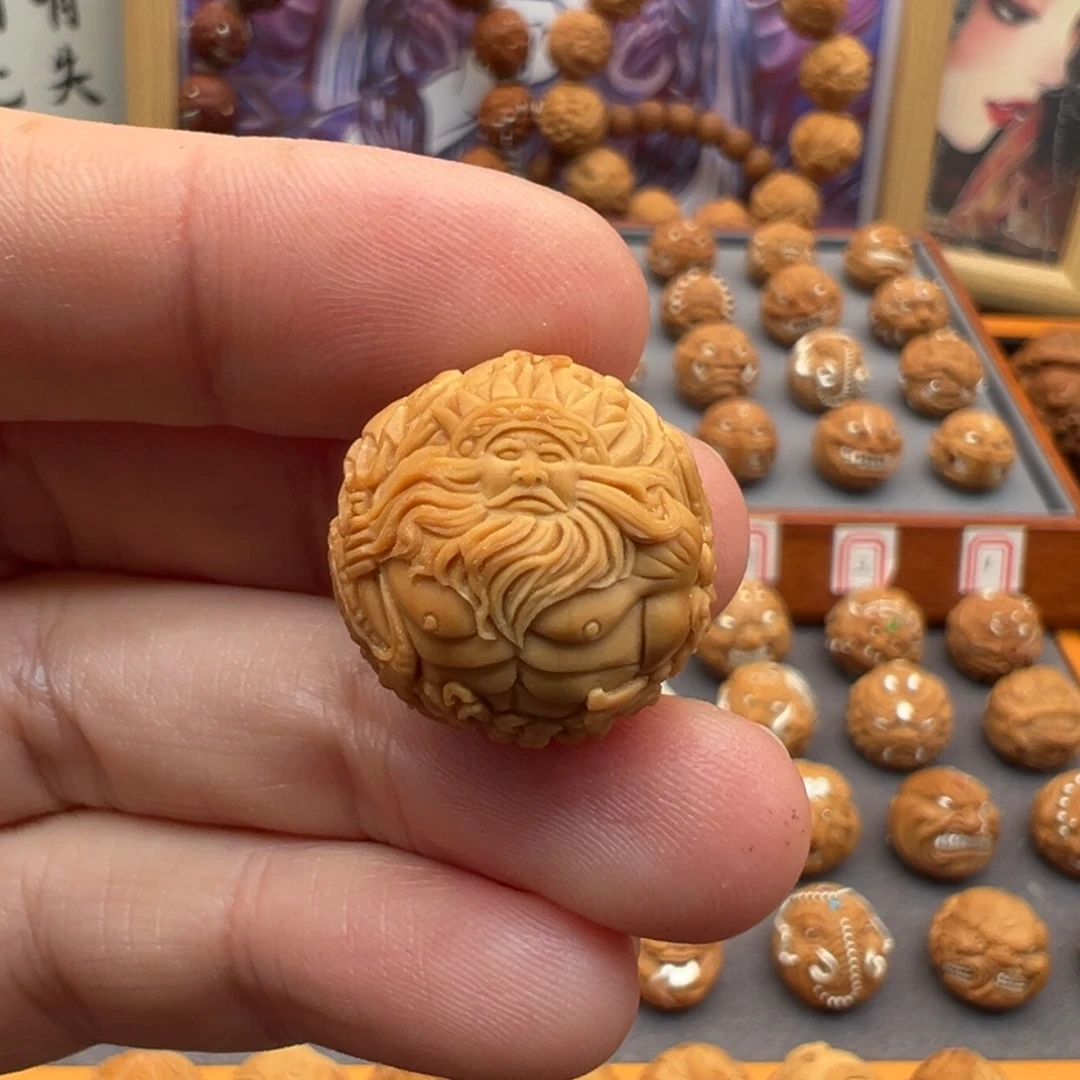 猴头核桃吊坠海王