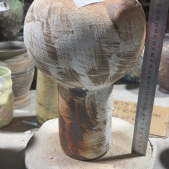 摆件陶高34口4.5，有孔，891