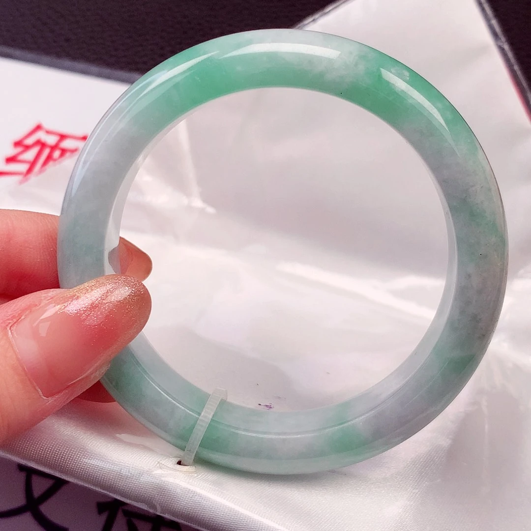 未镶嵌手镯翡翠翡翠