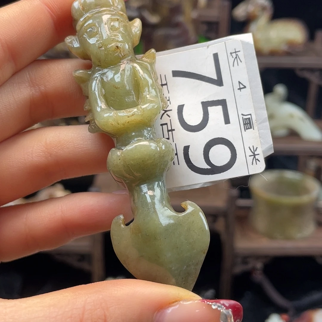 和田玉未镶嵌颈饰