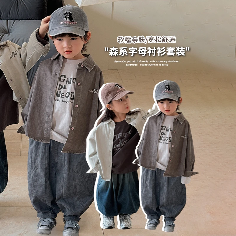 《春上新》森系气质男童女童字母翻领牛仔衬衣外套25CL853