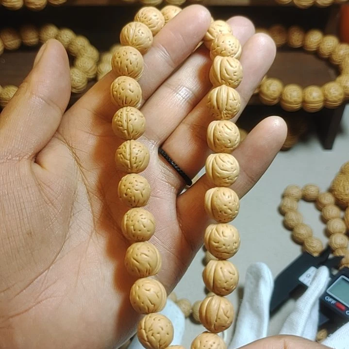 桃核手串一道筋手持
