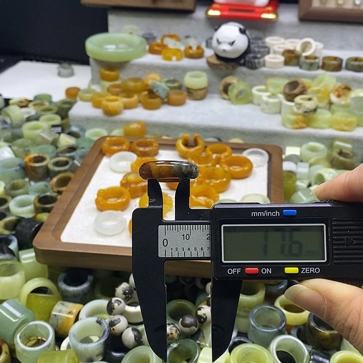 蛇纹石玉合金手镯