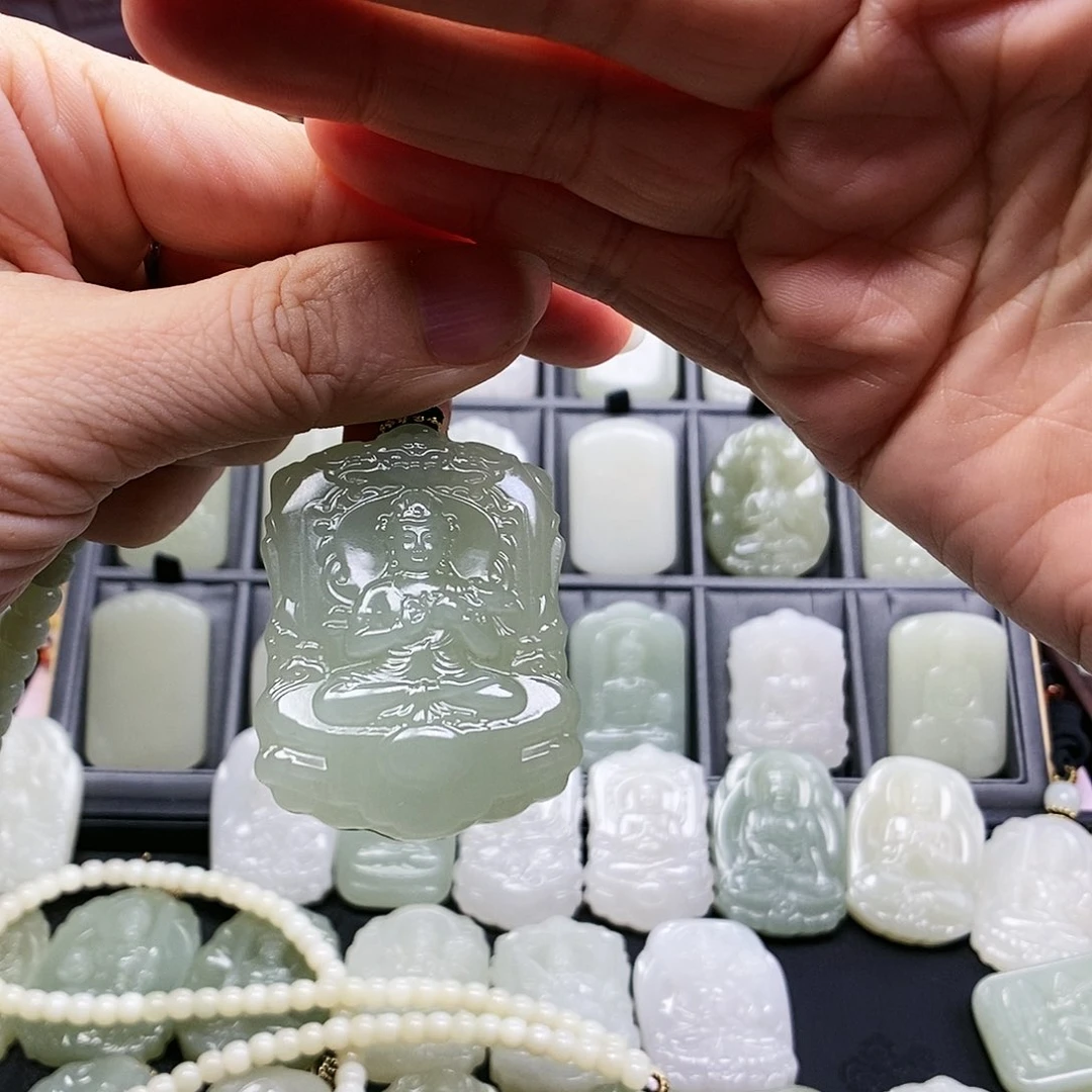 和田玉颈饰未镶嵌无*