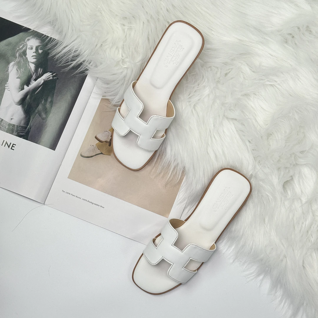 【小兴女鞋】洋气新款网红同款时尚白色女款平底拖鞋露趾女鞋外穿