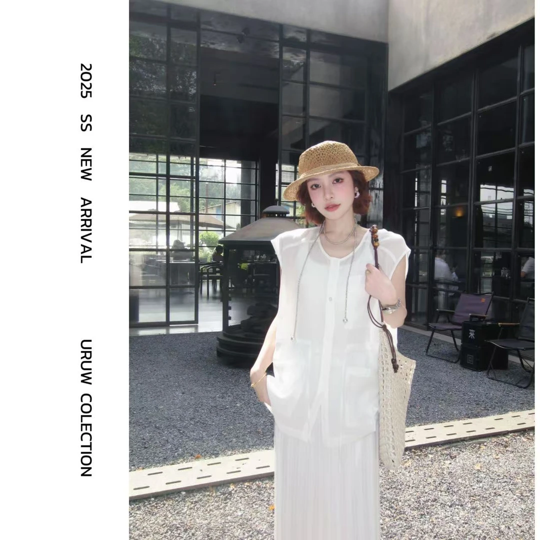 【悠悠夏日】  极简慵懒宽松圆领无袖工装马甲K046