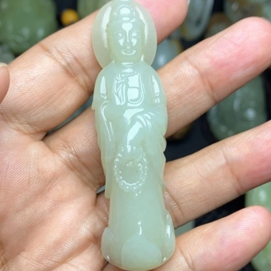 颈饰未镶嵌和田玉