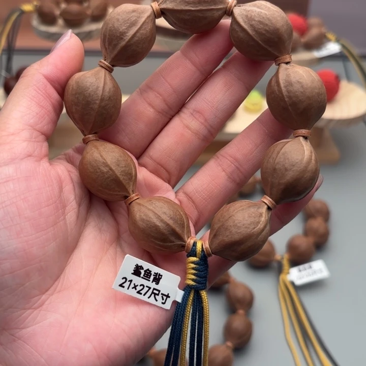 橄榄核把件21-27尺寸