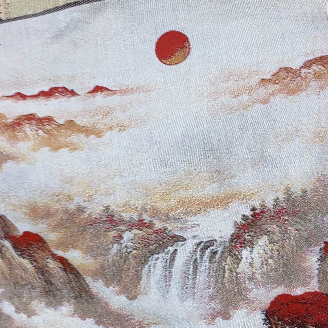 织绣摆件等各种各样不同风格