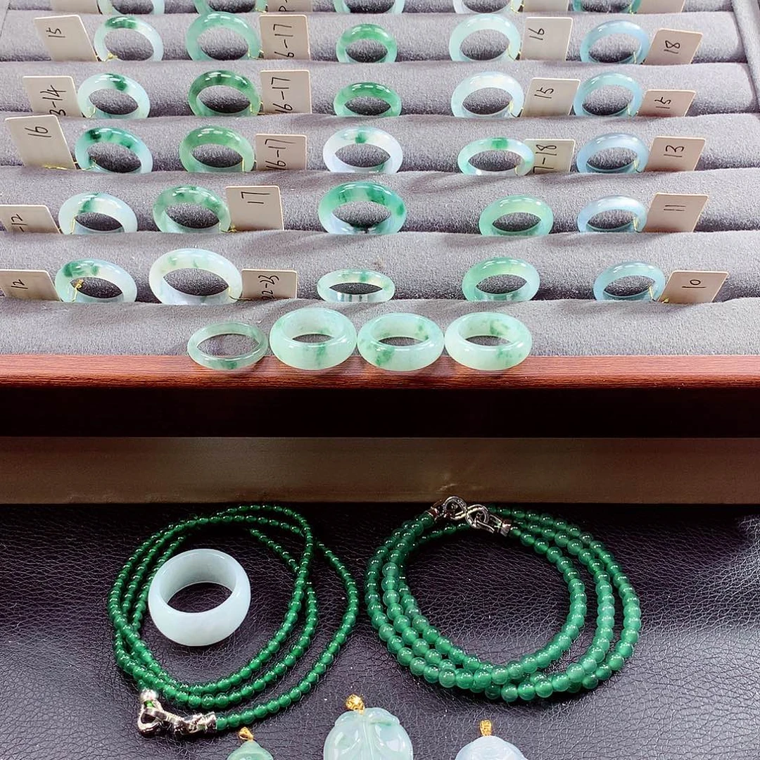 翡翠未镶嵌戒指天然a货