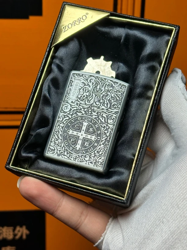 微瑕Zorro佐罗爆款古银五面精雕康斯坦丁煤油打火机