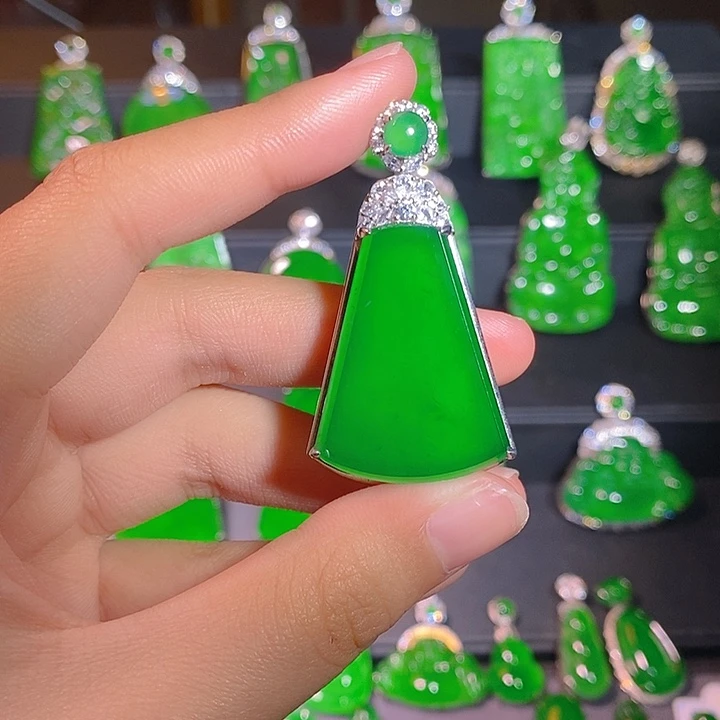 翡翠银S925镶嵌颈饰