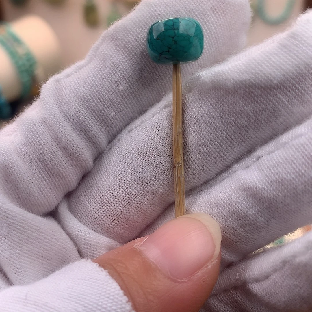 绿松石未镶嵌配饰