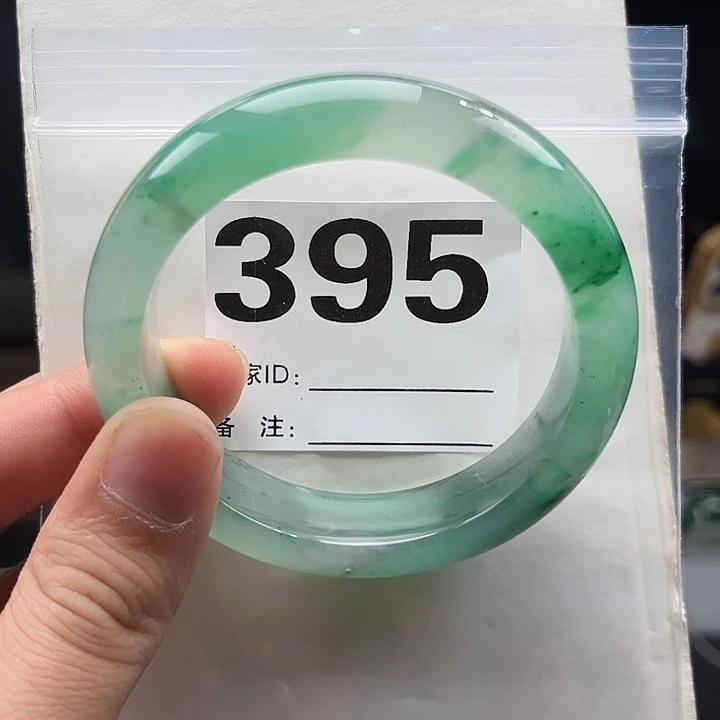 石英质玉（非洲翠）手镯未镶嵌395圈5859