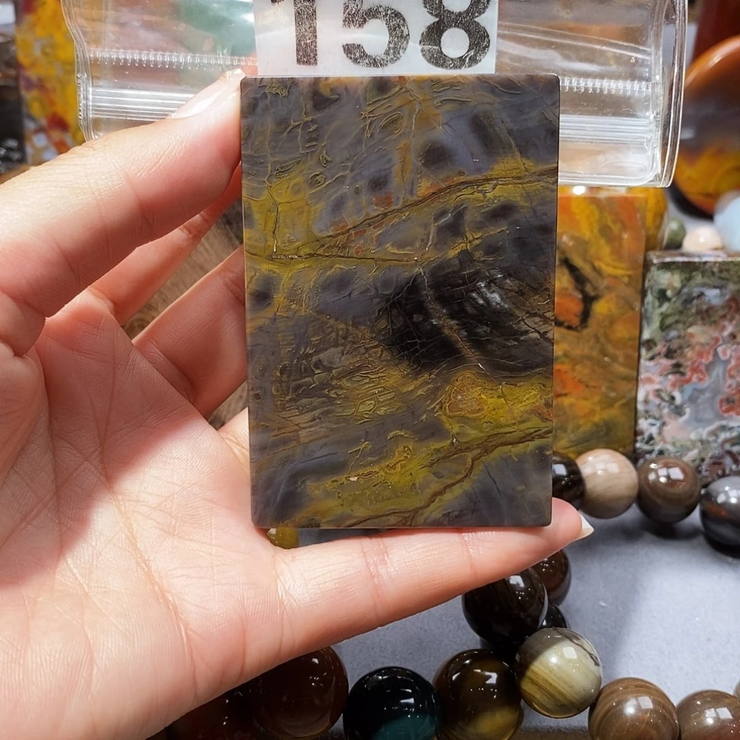未镶嵌天然北票硅化玉吊坠硅化玉