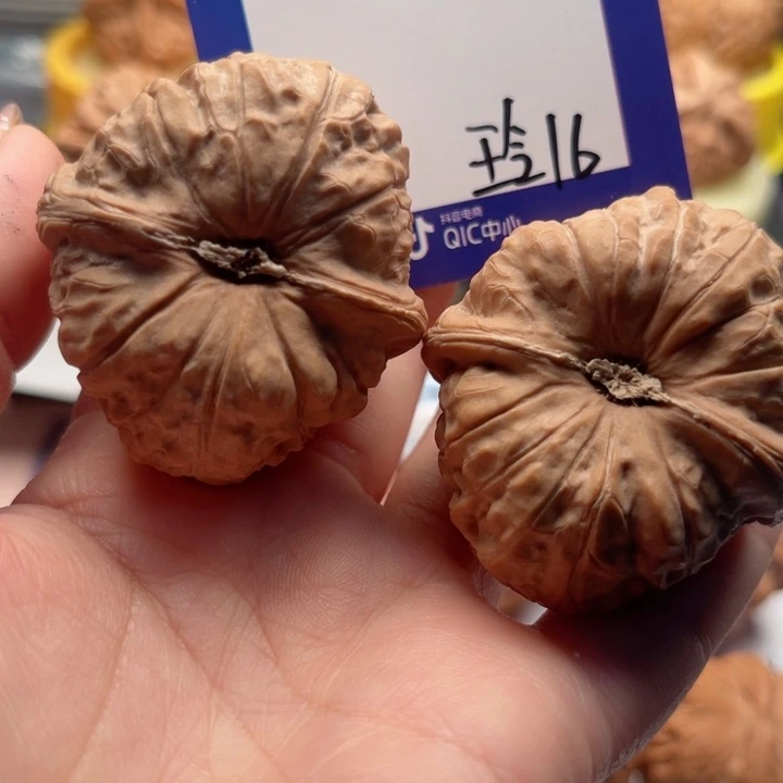 把件文玩核桃木**李文玩核桃16