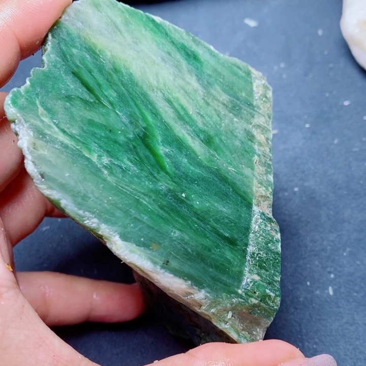 和田玉未镶嵌珠宝奇石