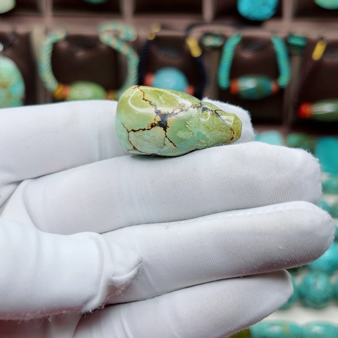 绿松石未镶嵌纯天然原矿绿松石