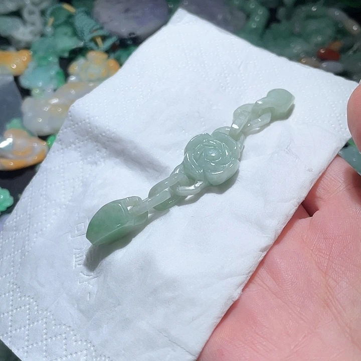 颈饰未镶嵌翡翠天