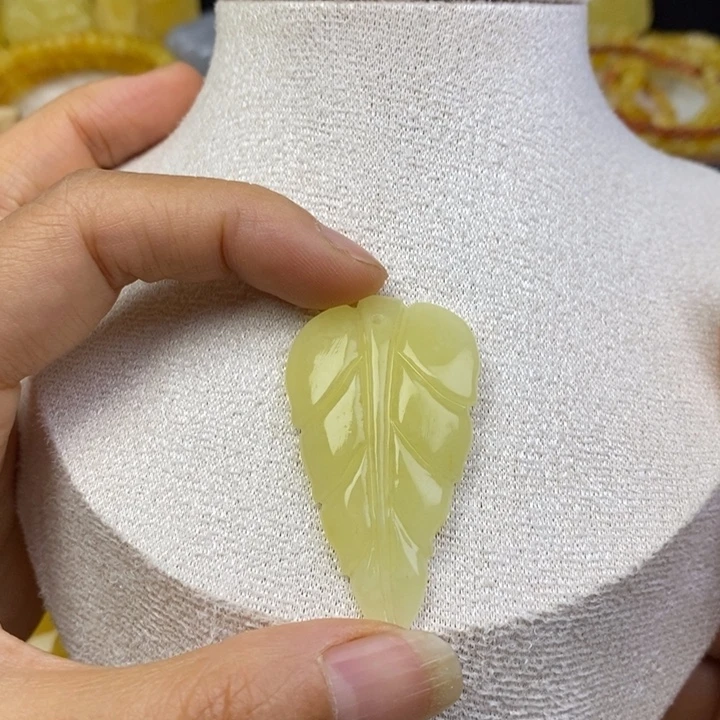 蜜蜡未镶嵌裸石微微瑕，3g