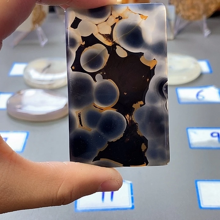 玛瑙/玉髓未镶嵌珠宝半成品