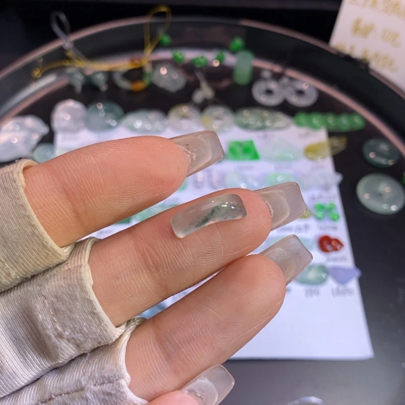 【闪购商品】翡翠挂件未镶嵌马鞍