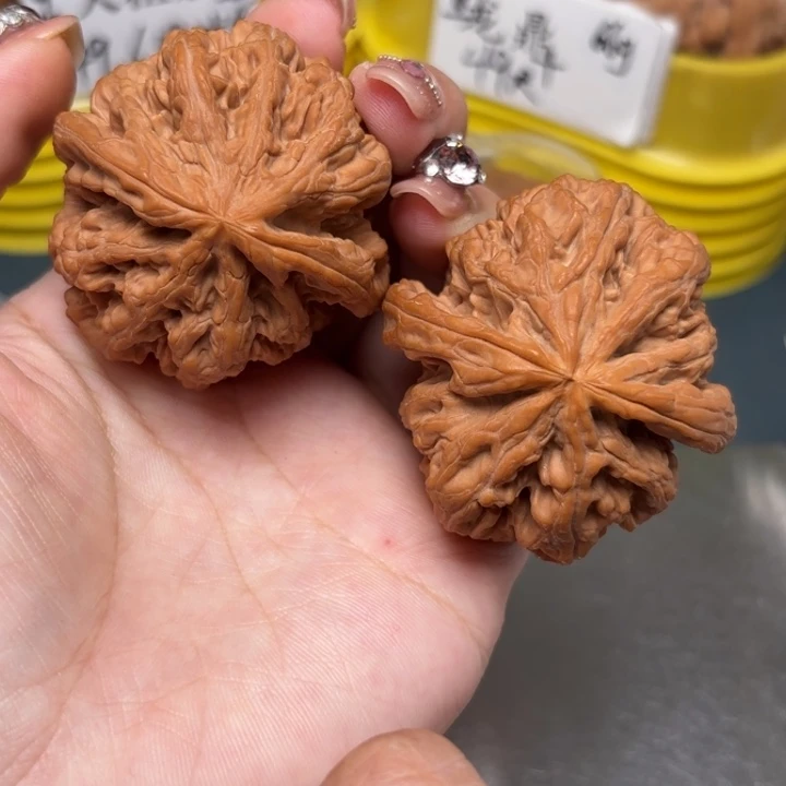 文玩核桃吊坠48-31521-02