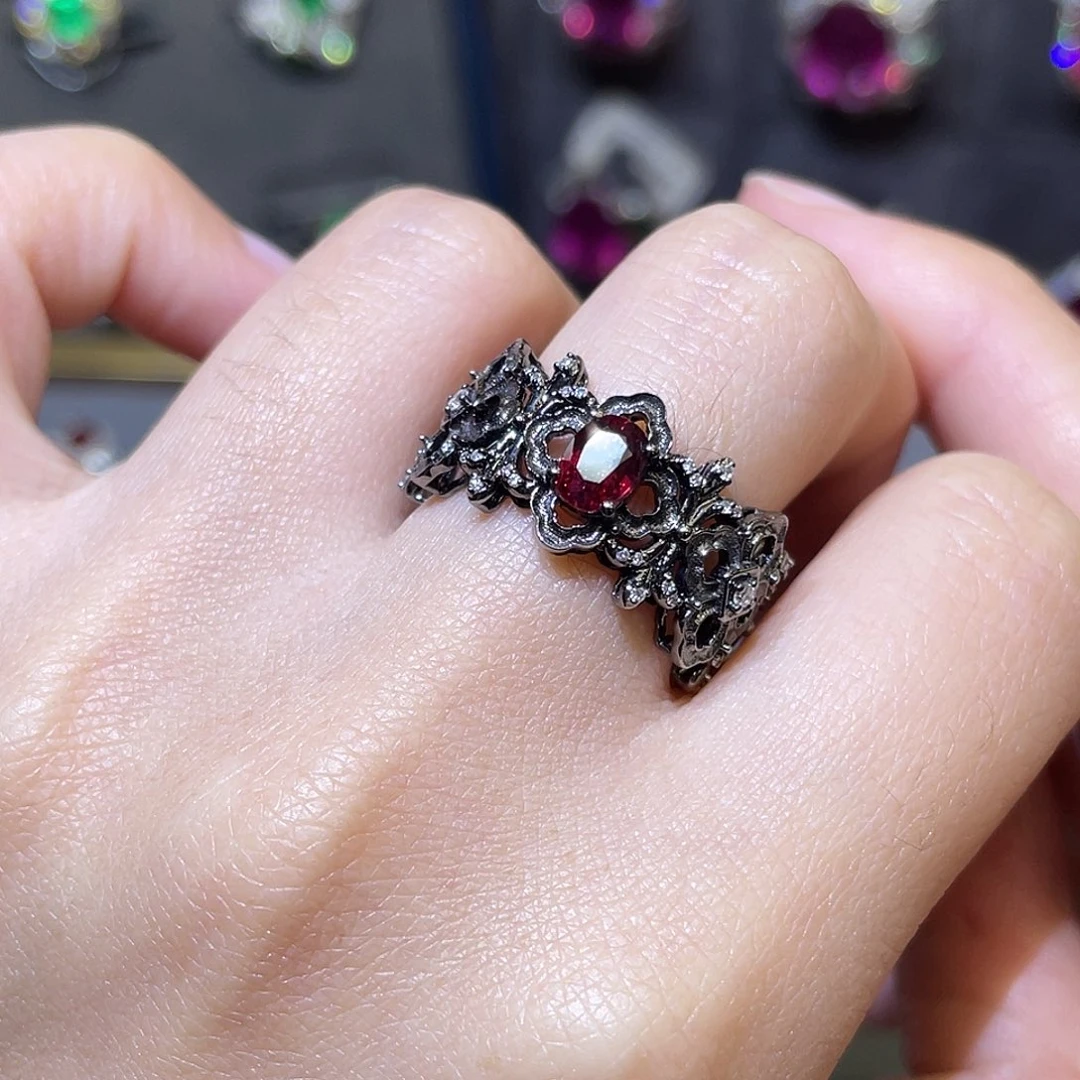 红宝石戒指18K金镶嵌0.79ct 无烧