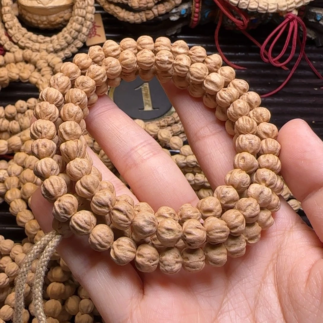 柏香籽/百香籽吊坠羊*哈