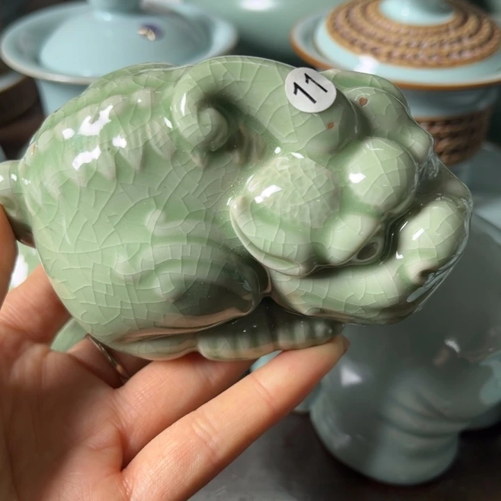 11号貔貅特，咯恶魔路摸摸摸呃呃呃呃呃