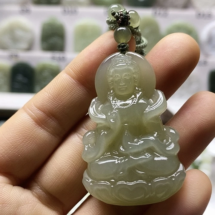 和田玉未镶嵌颈饰