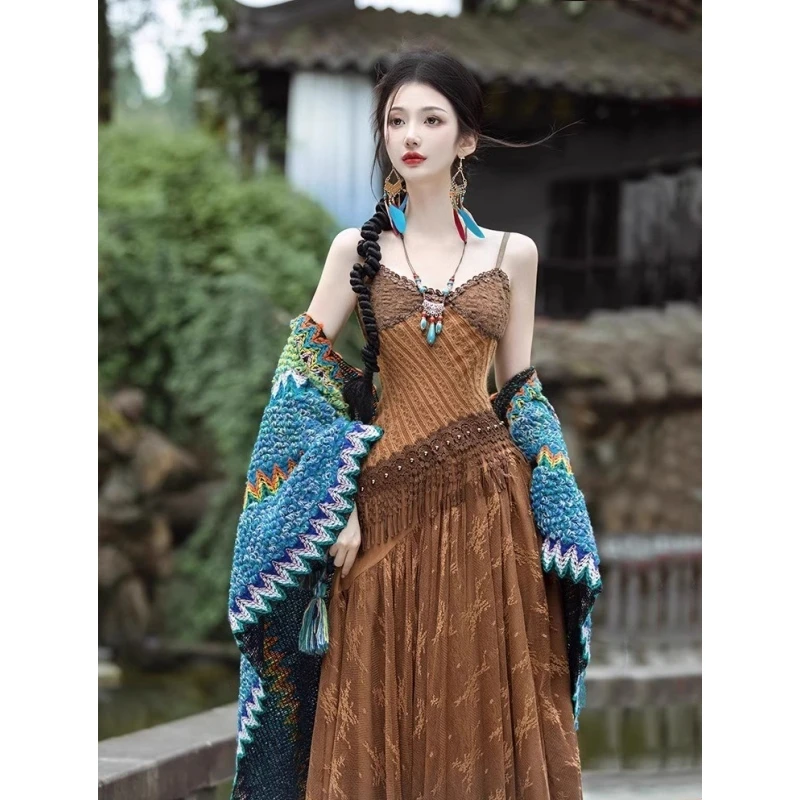 波西米亚民族风吊带连衣裙女夏季云南泰国三亚海边度假沙滩长裙子