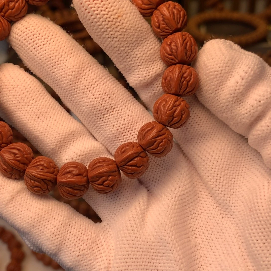 听***7桃核手串秦岭龙纹