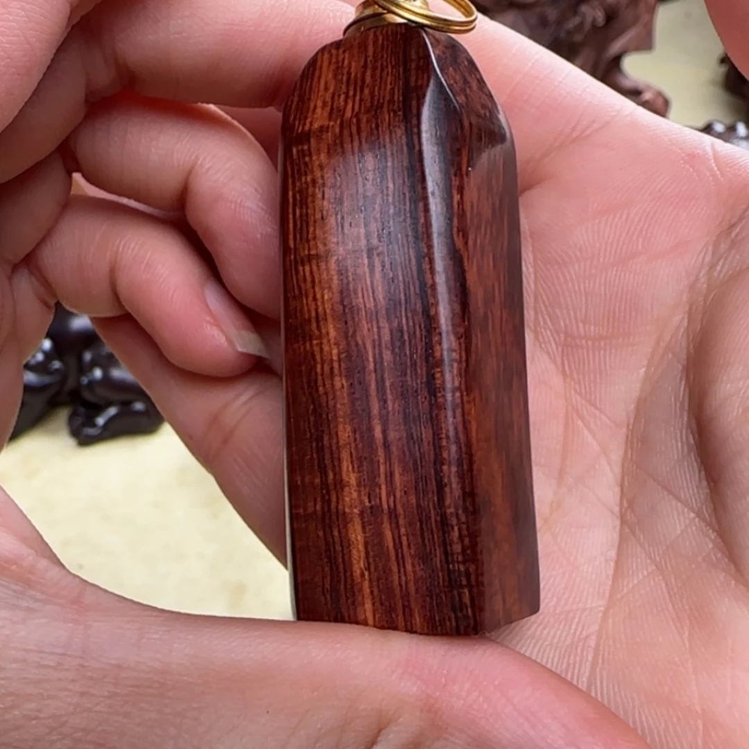 【闪购商品】把件黄花梨/降香黄檀鼻烟壶 手把件