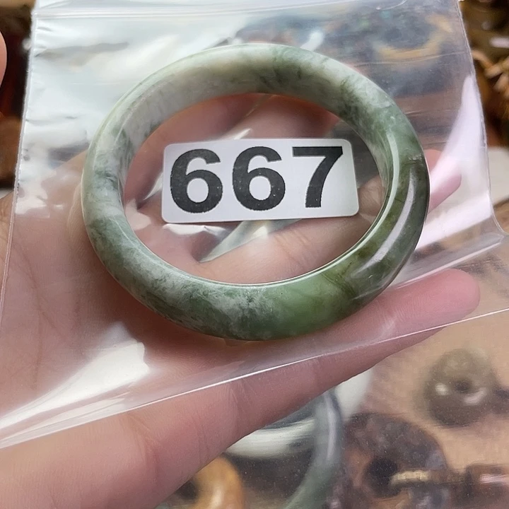 岫岩河磨玉（透闪石质玉）未镶嵌把件