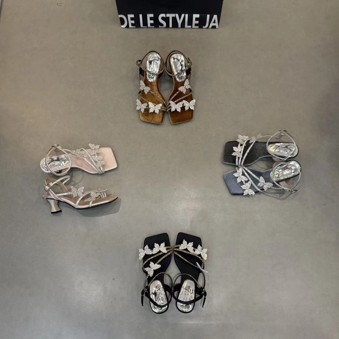 2025年夏季新款蝴蝶水钻休闲百搭时尚气质高级仙女风爆款软底凉鞋