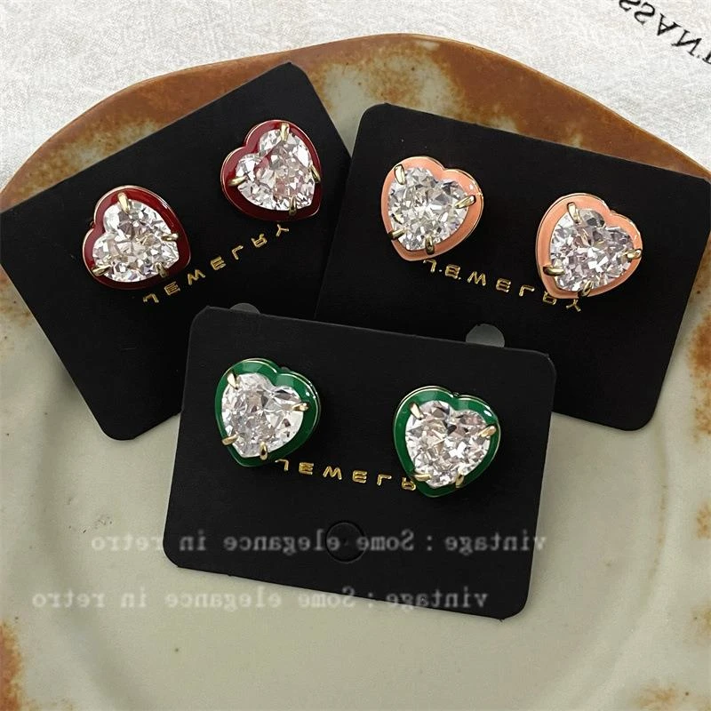 铜合金锆石耳饰 法式小巧切面爱心耳环简约小众ins风个性高级感复