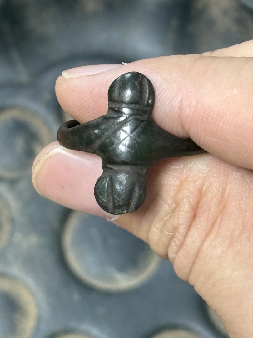 天铁托甲戒指，宋元时期杵戒