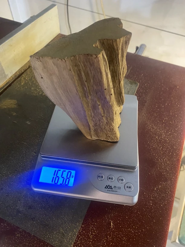 达拉干天然野生沉香原料