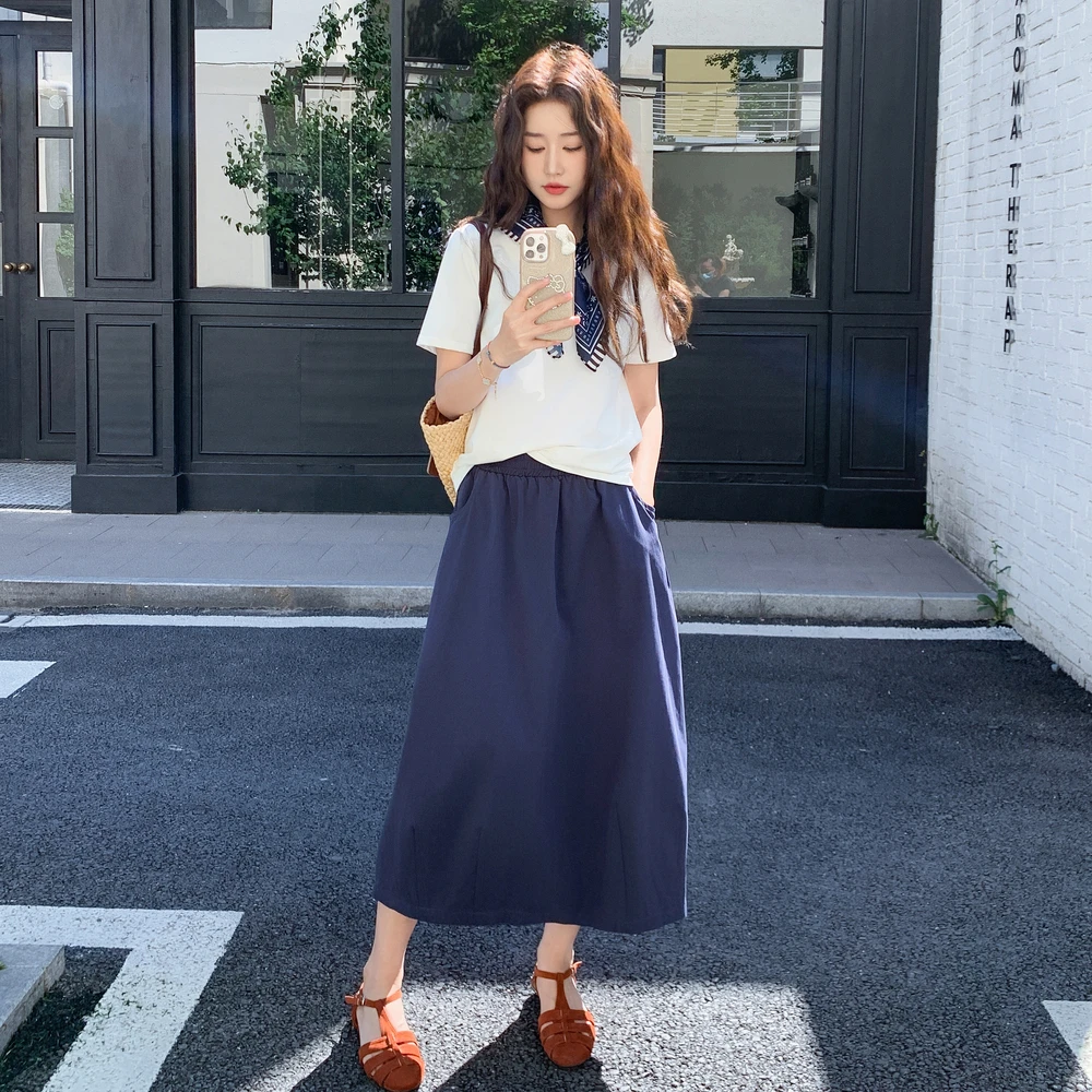 松弛感ootd穿搭一整套女2025夏季减龄白色短袖T恤半身裙两件套装