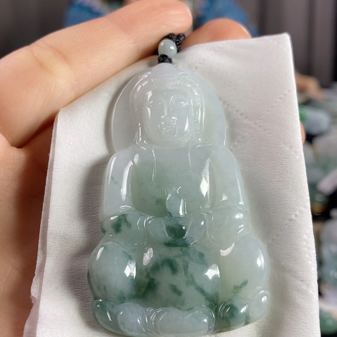 翡翠未镶嵌颈饰大观音