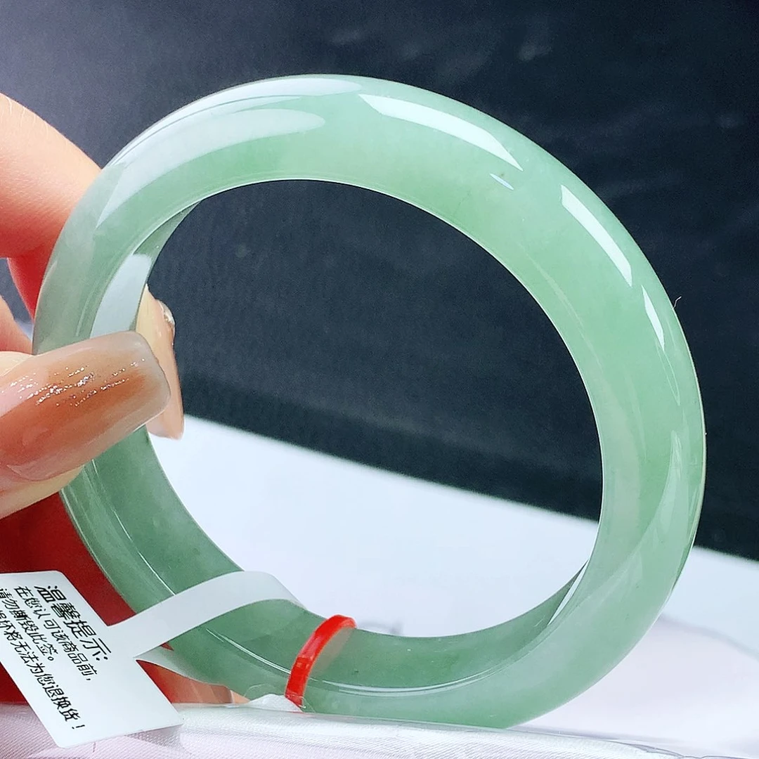 未镶嵌手镯翡翠56+圈