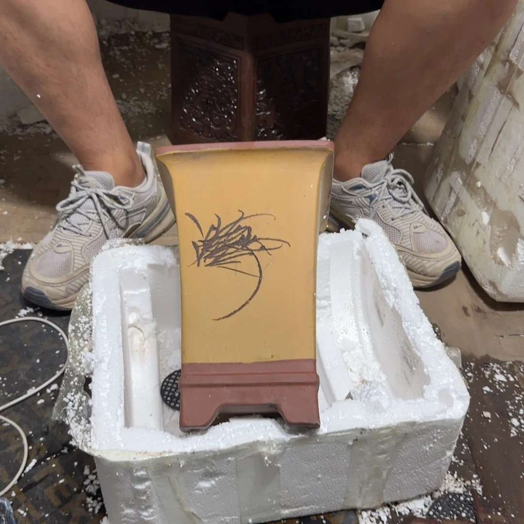 紫砂花盆瑕疵和瑕疵