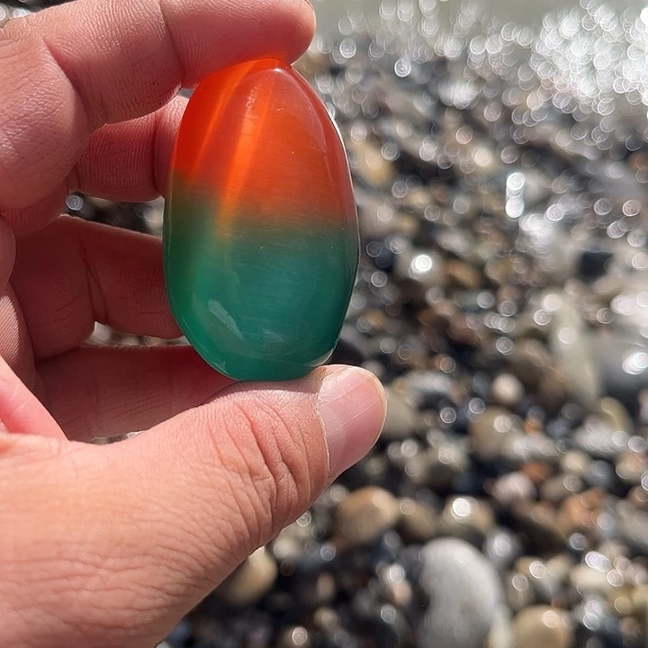 和田玉（糖玉）未镶嵌珠宝奇石