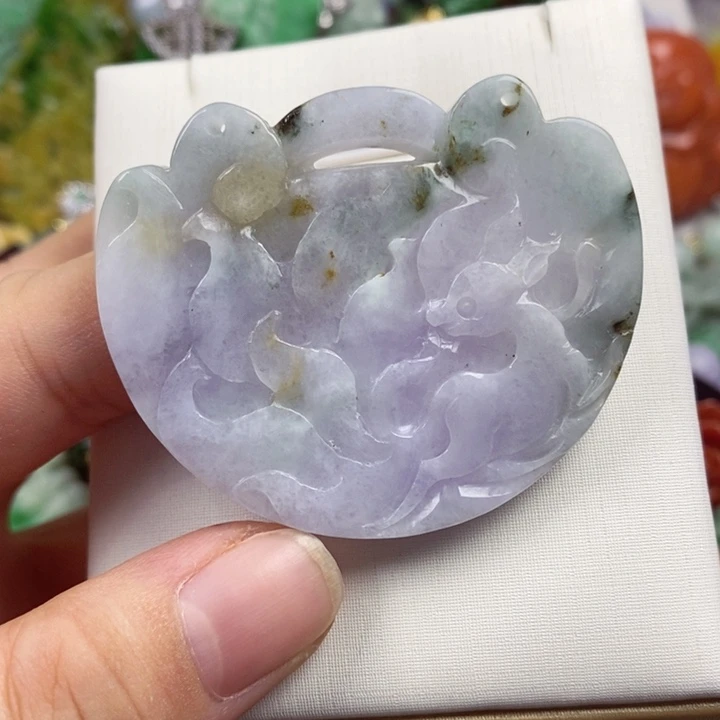 翡翠未镶嵌吊坠(赠链)