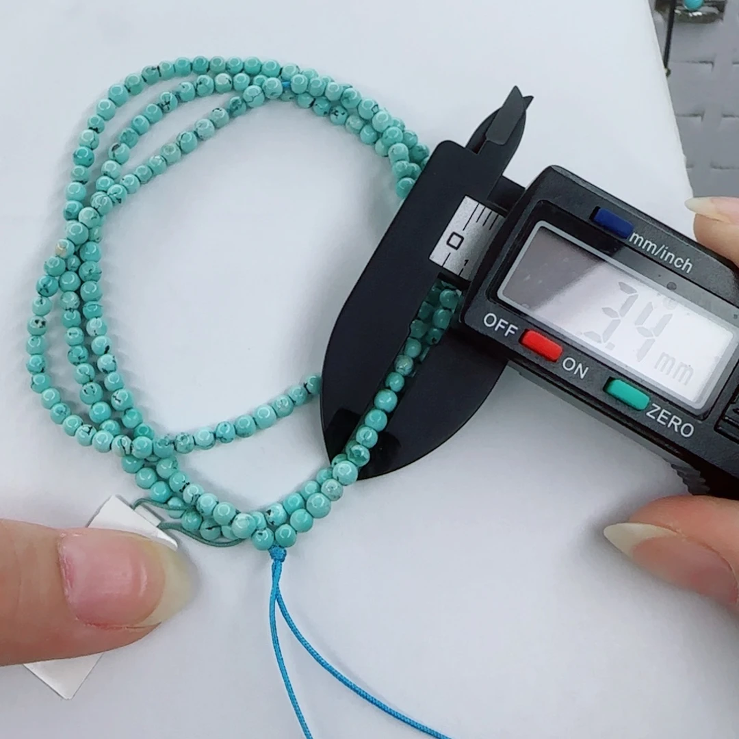 绿松石未镶嵌颈饰