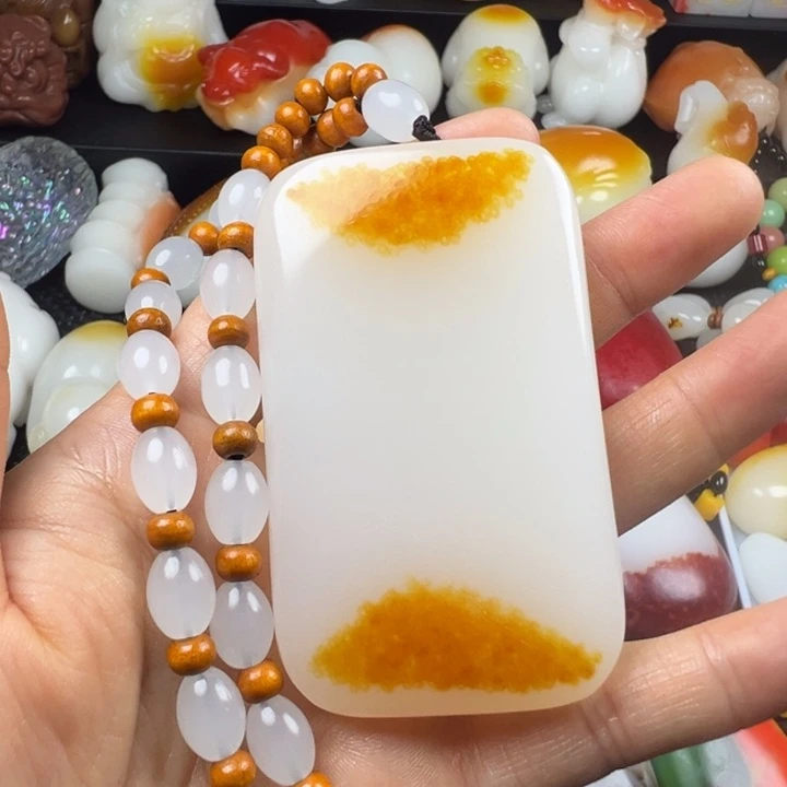 新疆戈壁五彩石金丝