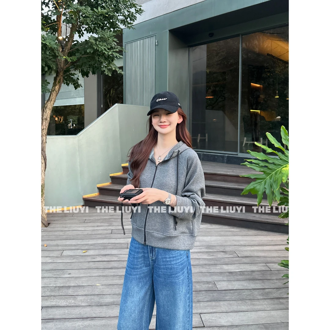 【LIUYI】自在卫衣~新款撞色简约派连帽卫衣外套5824A4